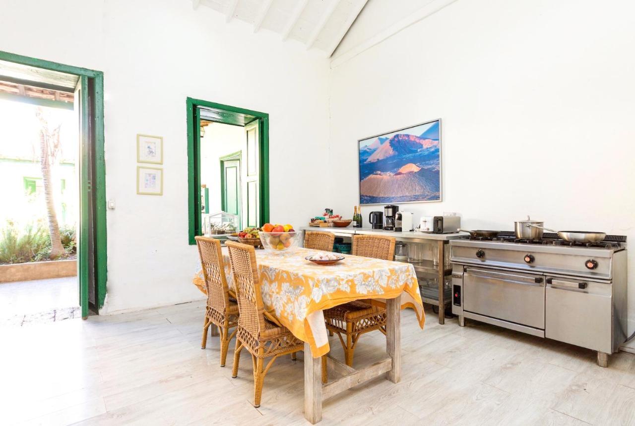 Detached Villa With Garden, Heated And Private Pool, Sea View, Parking Free Tijoco de Abajo Exteriör bild